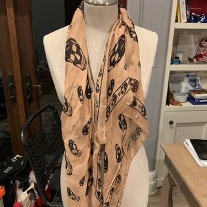 Alexander McQueen scarf